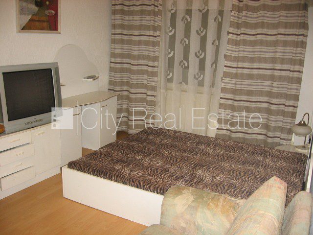 2-room apartment for rent in Jūrmala, Bulduri, 45 m², Photo 1 of 2