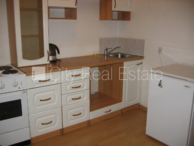 2-room apartment for rent in Jūrmala, Bulduri, 45 m², Photo 2 of 2