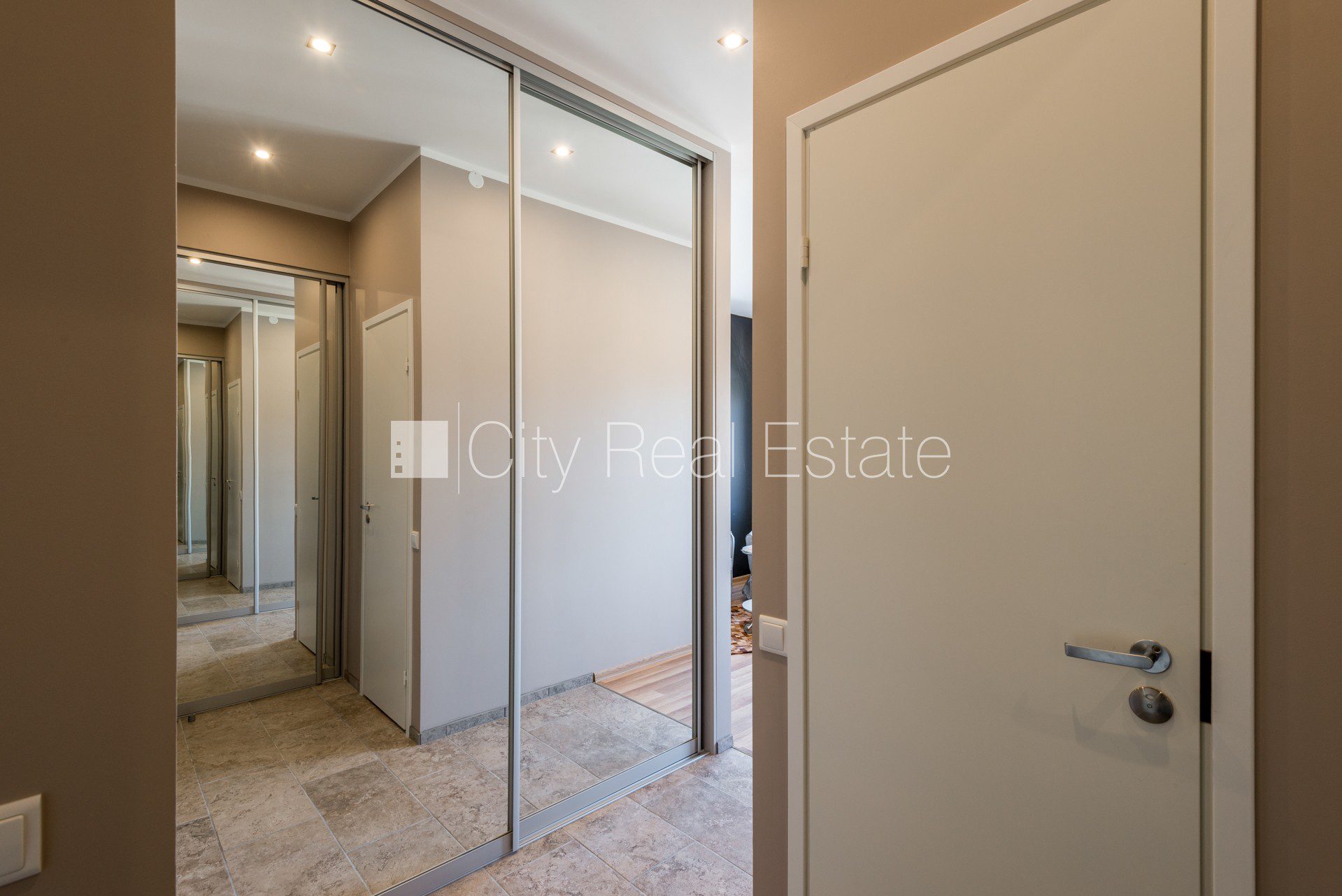1-toaline korter Rīga, Šampēteris, 27 m², üür, Foto 8 / 10