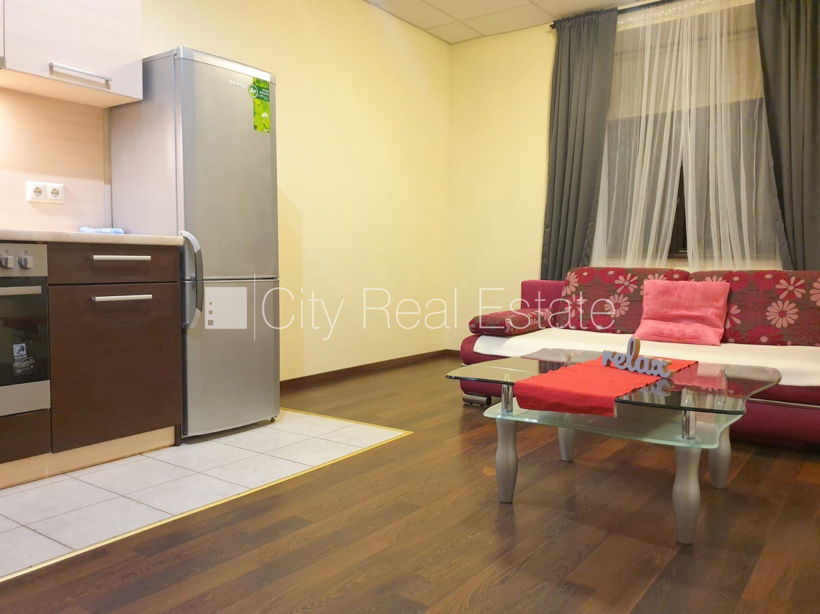 2 istabu dzīvoklis Rīga, Centrs, 45 m², izīrē, Foto 1 no 10