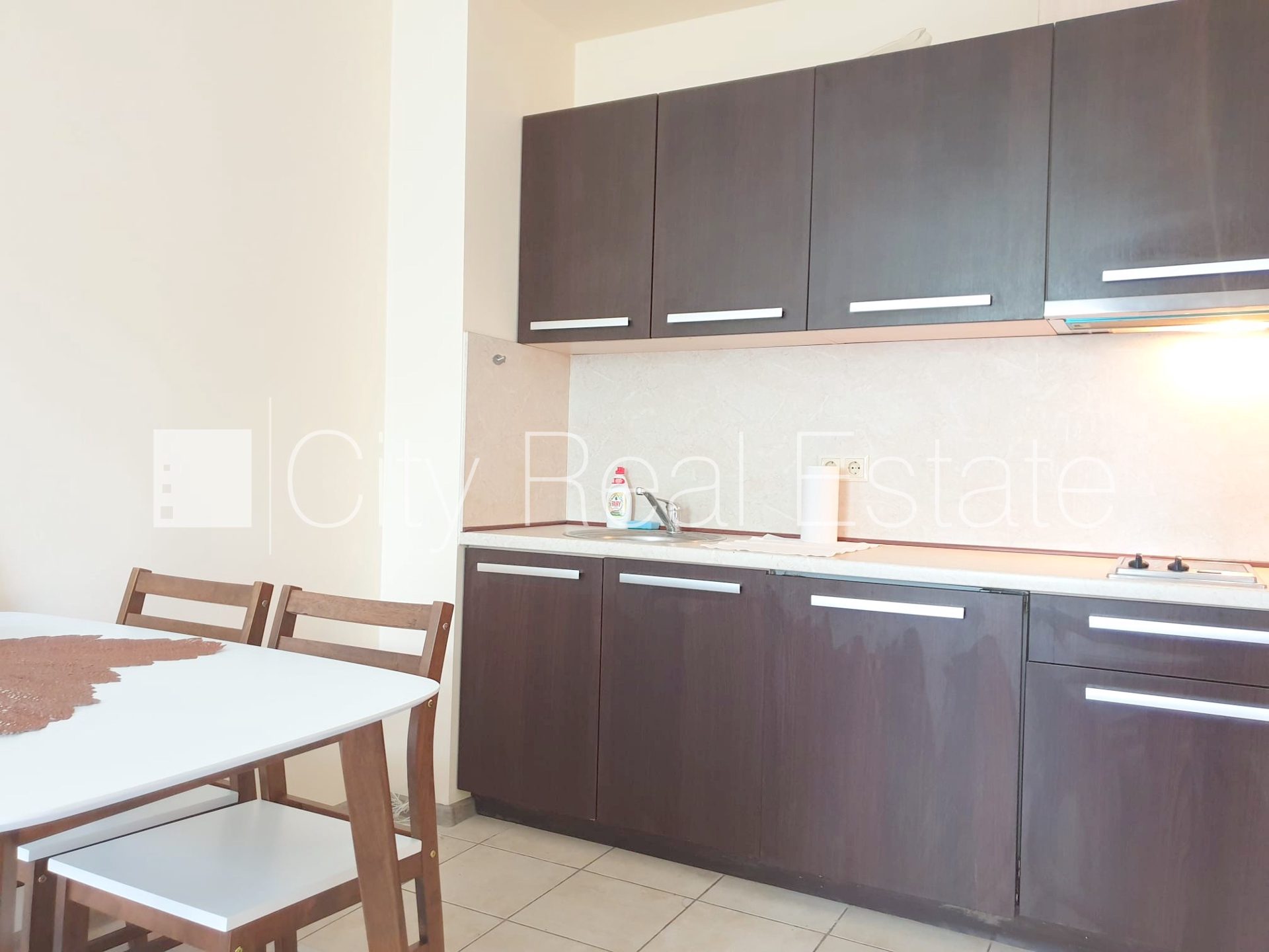 2 istabu dzīvoklis Rīga, Latgales apkaime, 43 m², izīrē, Foto 3 no 10