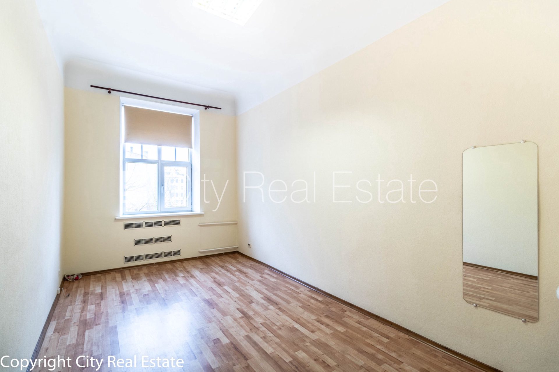 Коммерческое помещение в Рига, Центр, 20 м², аренда, Фото 1 из 10