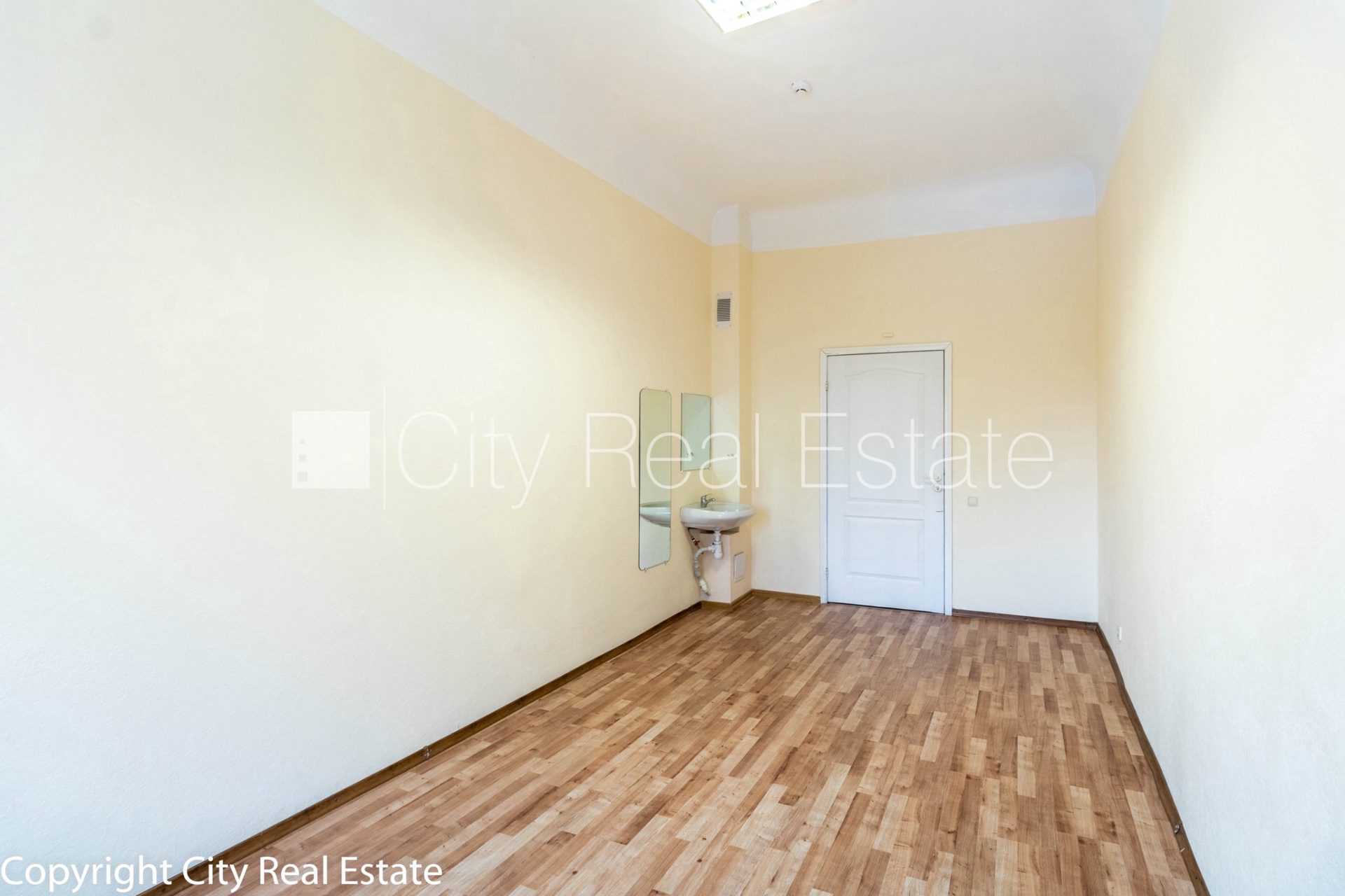 Коммерческое помещение в Рига, Центр, 20 м², аренда, Фото 2 из 10