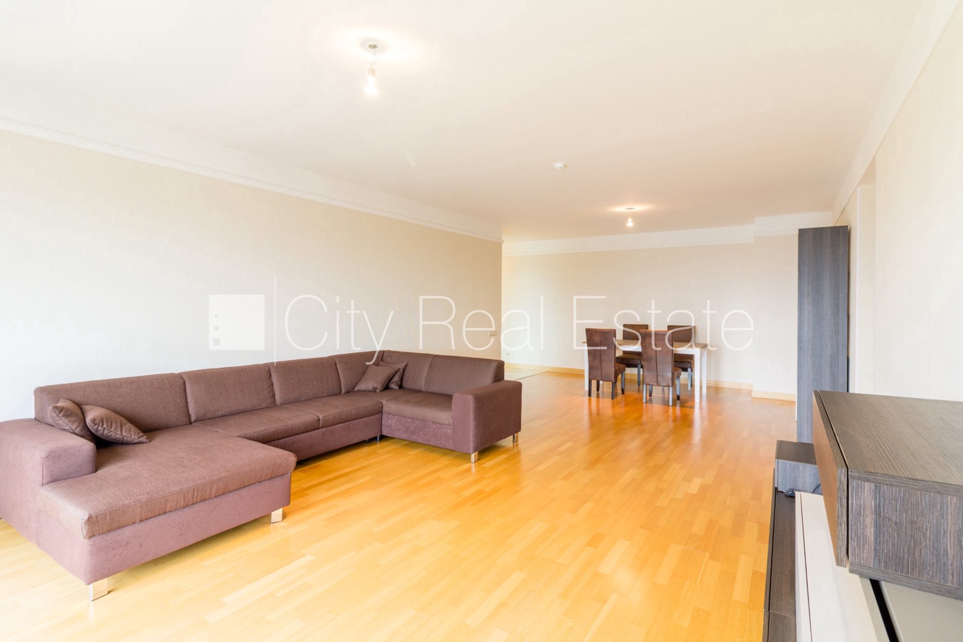 3-toaline korter Rīga, Šampēteris, 100 m², üür, Foto 2 / 10