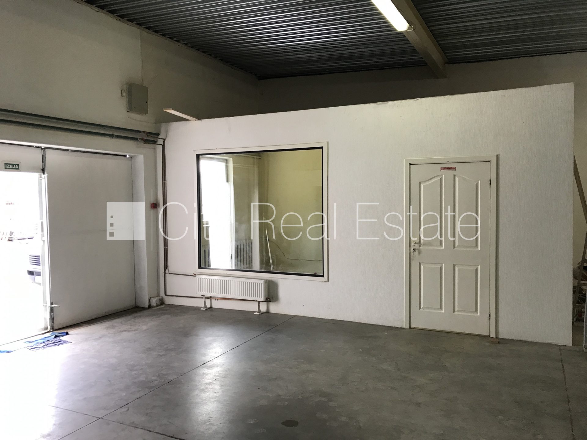 Коммерческое помещение в Рига, Межциемс, 380 м², аренда, Фото 2 из 7