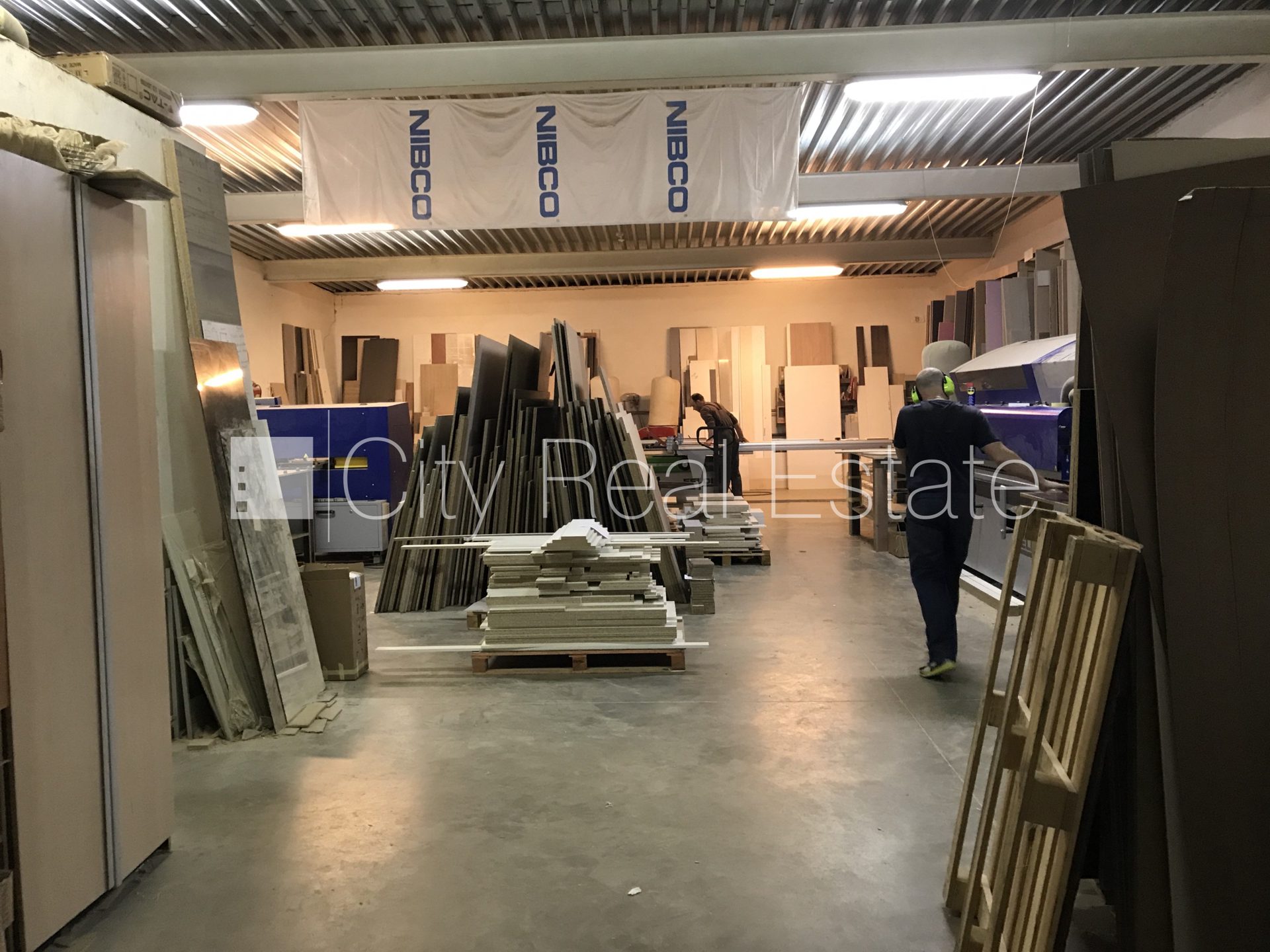 Коммерческое помещение в Рига, Межциемс, 380 м², аренда, Фото 5 из 7
