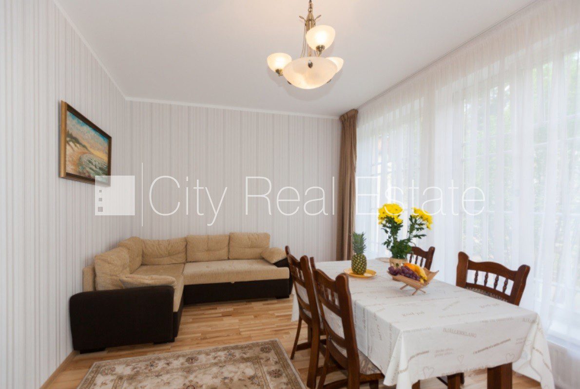 2 istabu dzīvoklis Jūrmala, Bulduri, 46 m², izīrē, Foto 2 no 10