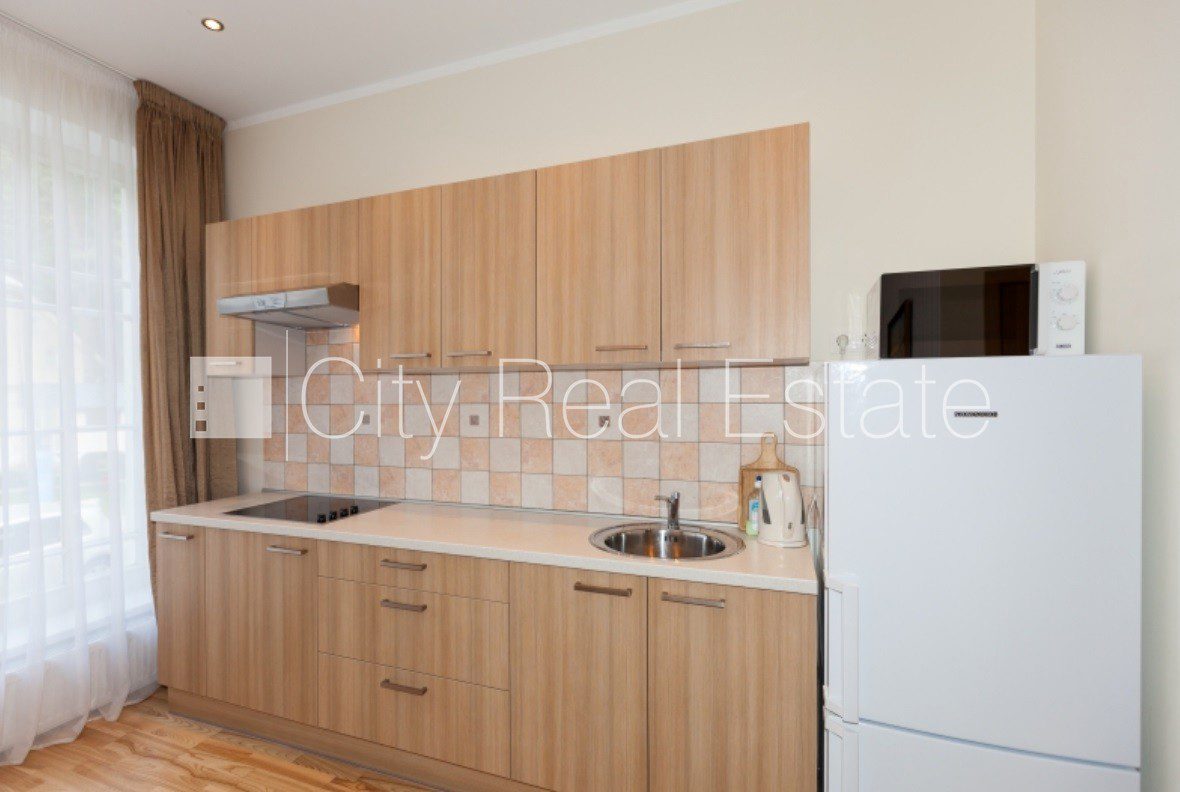 2 istabu dzīvoklis Jūrmala, Bulduri, 46 m², izīrē, Foto 4 no 10