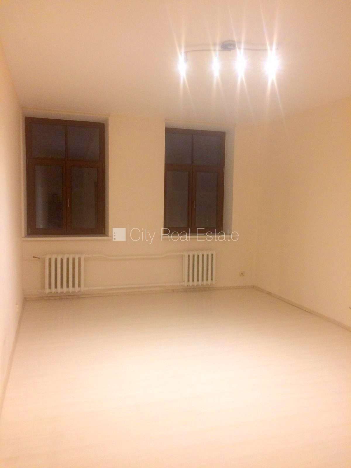Commercial premises for rent in Riga, City Centre, 24 m², Photo 3 of 9