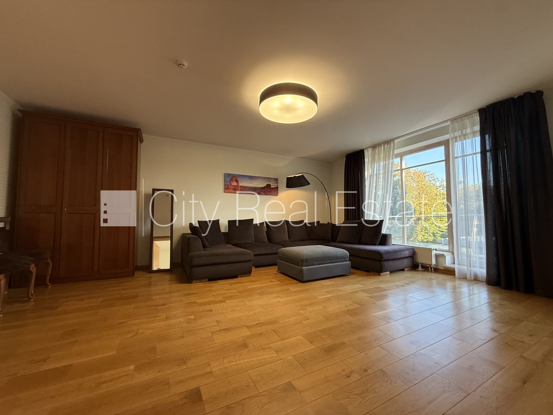 4 istabu dzīvoklis Jūrmala, Majori, 107 m², pārdod, Foto 1 no 10